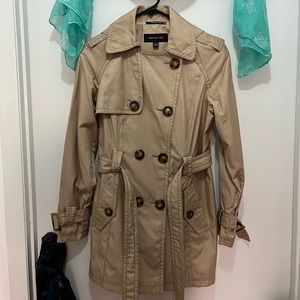 Jones New York Trench Coat Like New!